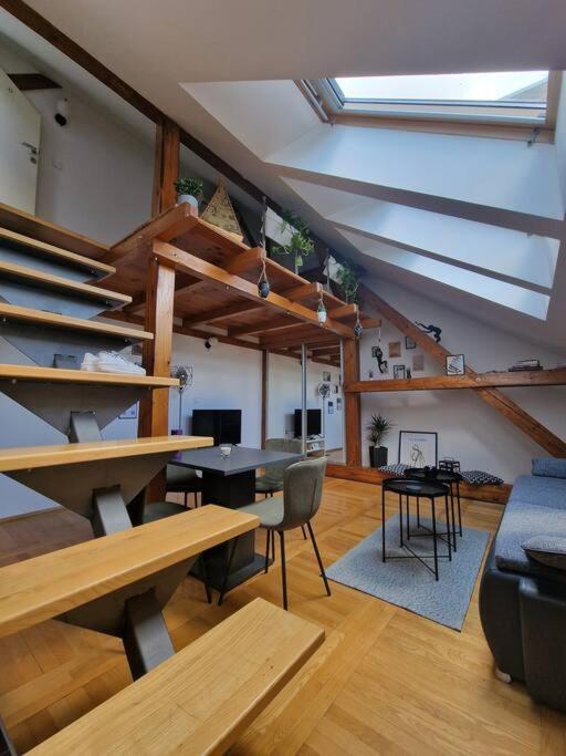 Captain Misha'S Place Belgrado Esterno foto
